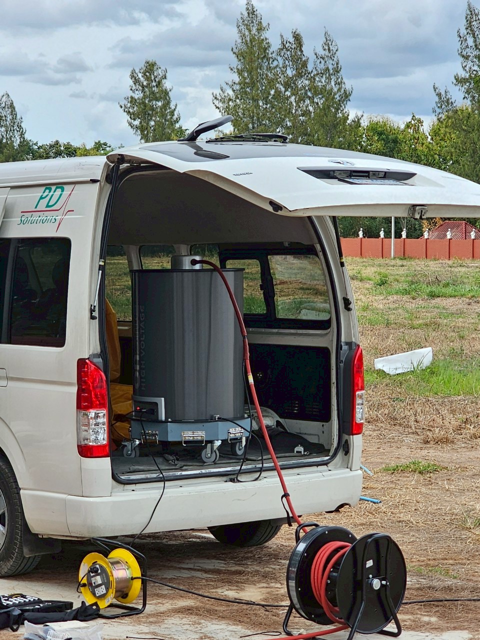 Offline PD Test for MV Distribution System