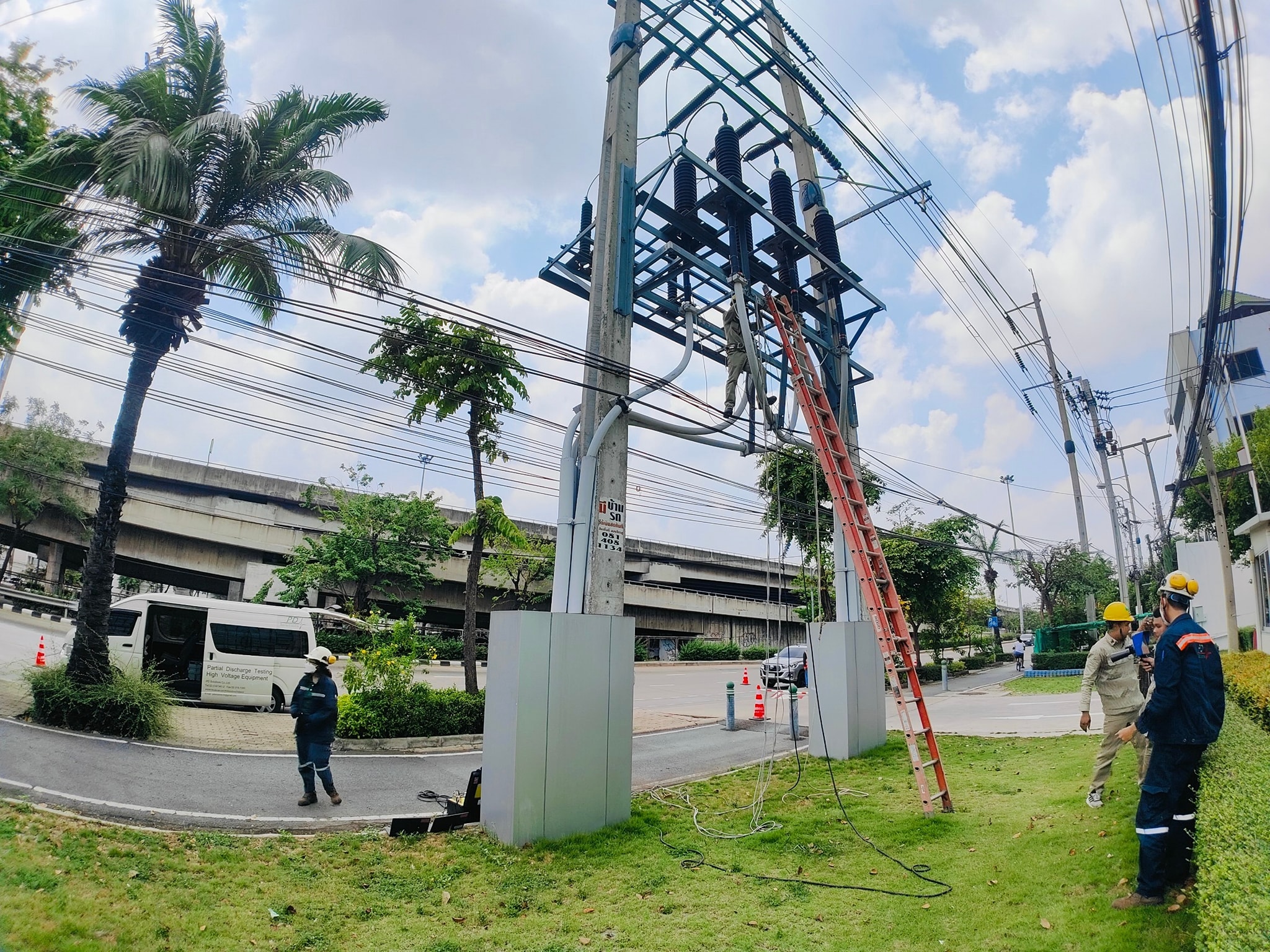 Online PD Measurement for MEA Power Cable